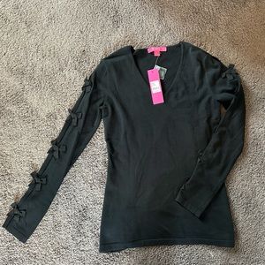 NWT Lilly Pulitzer black top with bows